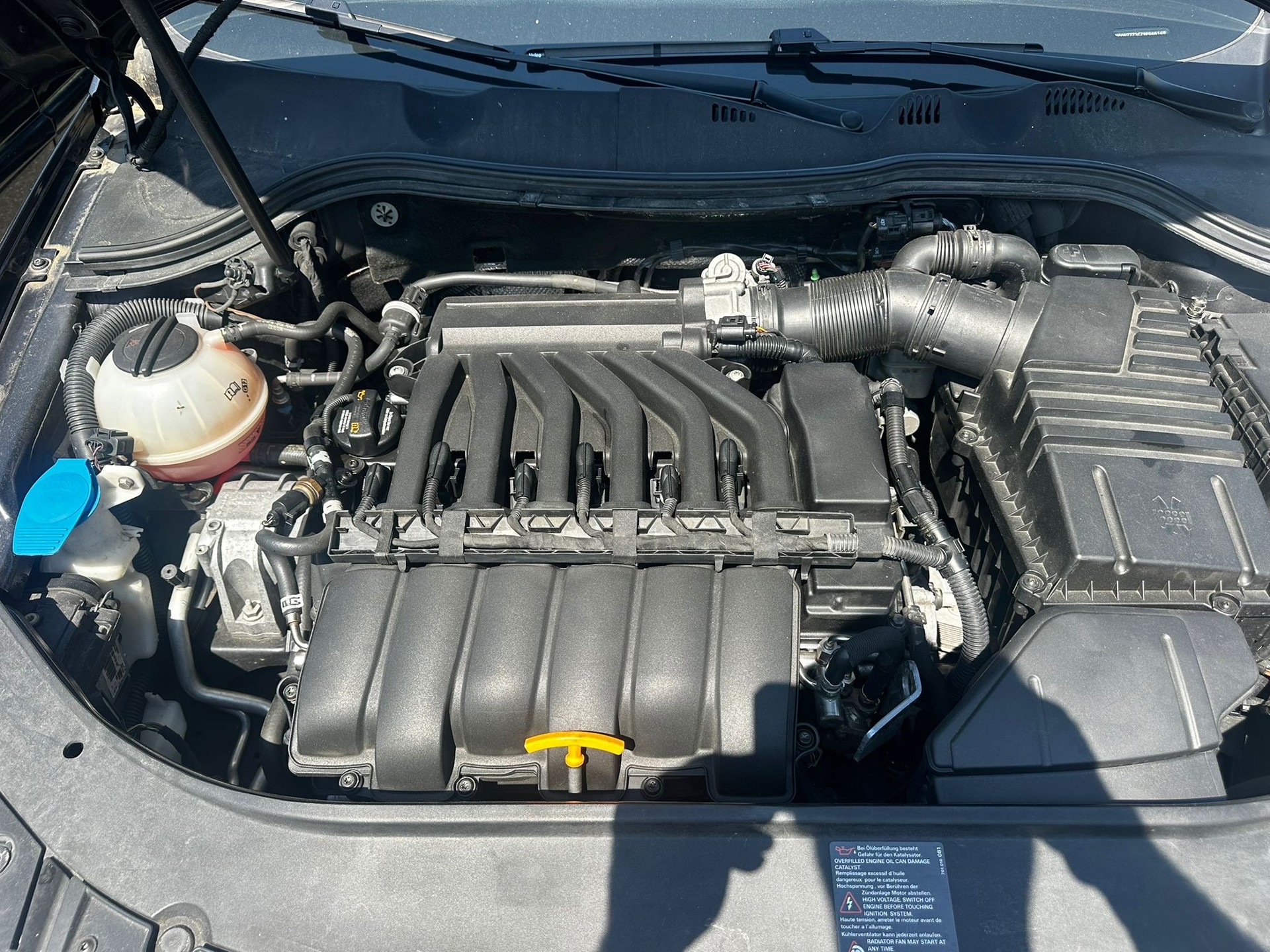 VW Passat Variant R36 4Motion-image-9
