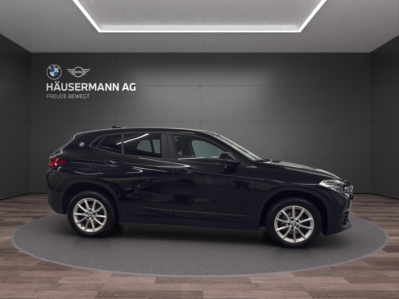 BMW X2 18d xDrive-showroom-element-3