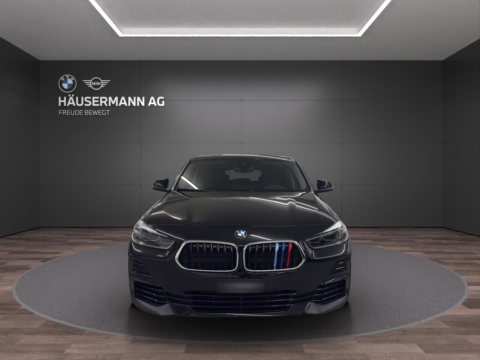 BMW X2 18d xDrive-showroom-element-1