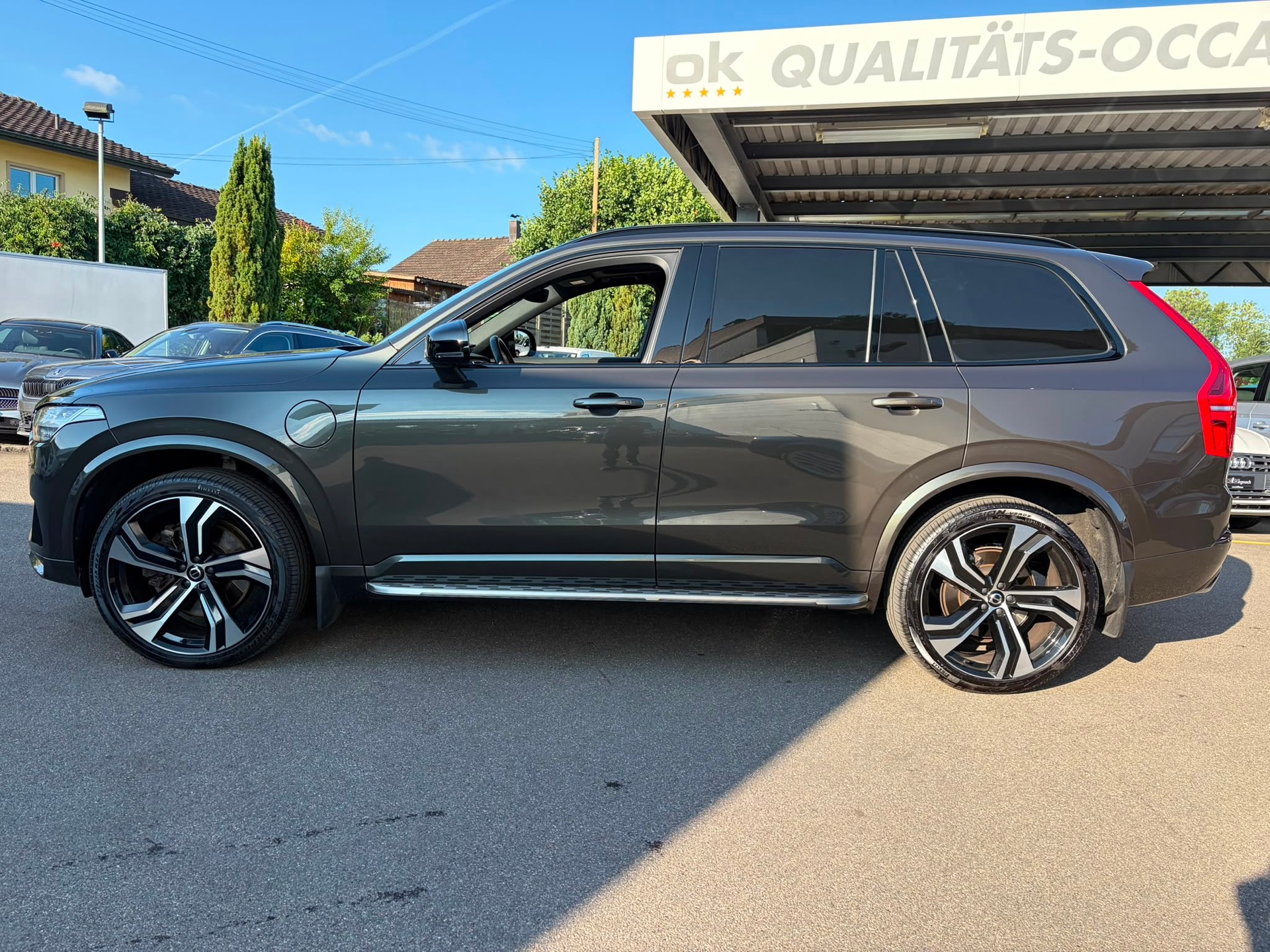 VOLVO XC90 T8 eAWD R-Design Geartronic-image-3