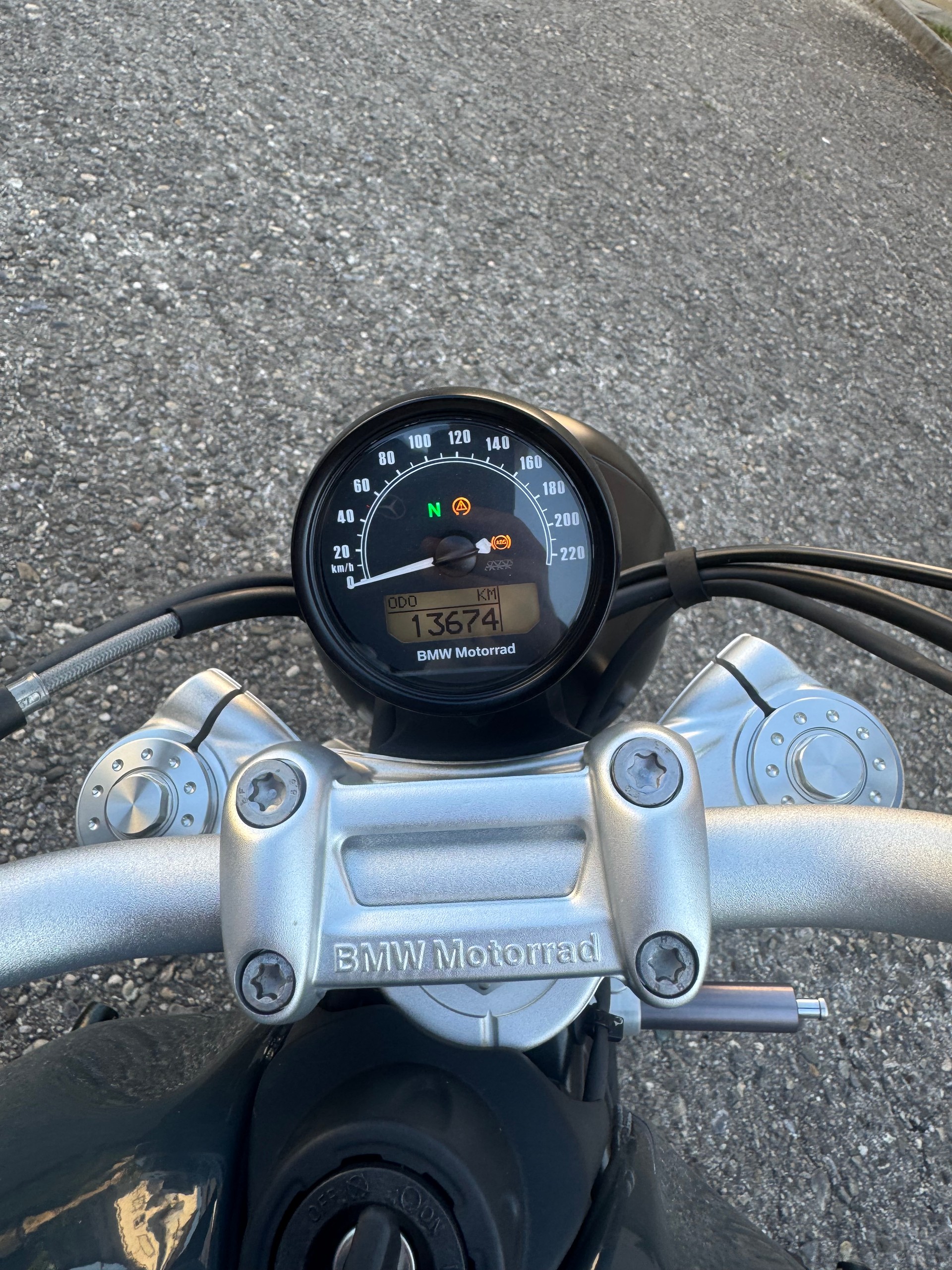 BMW R nineT Pure ABS-image-7
