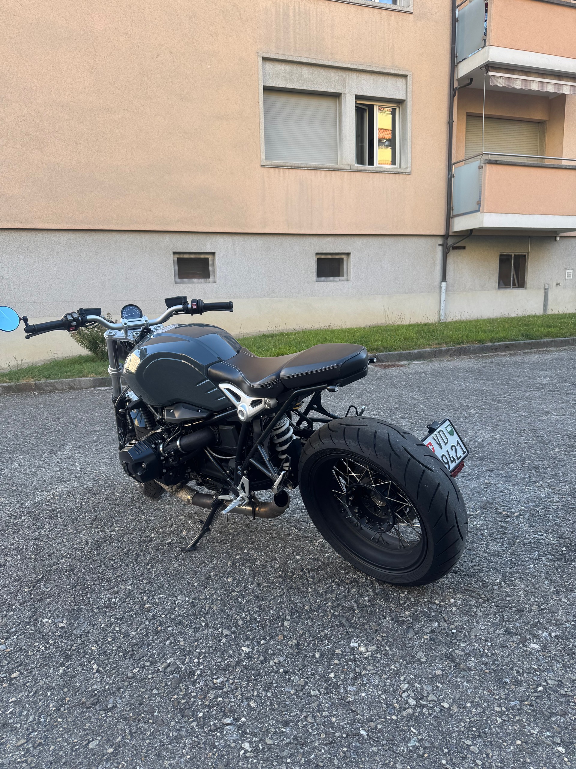 BMW R nineT Pure ABS-image-2