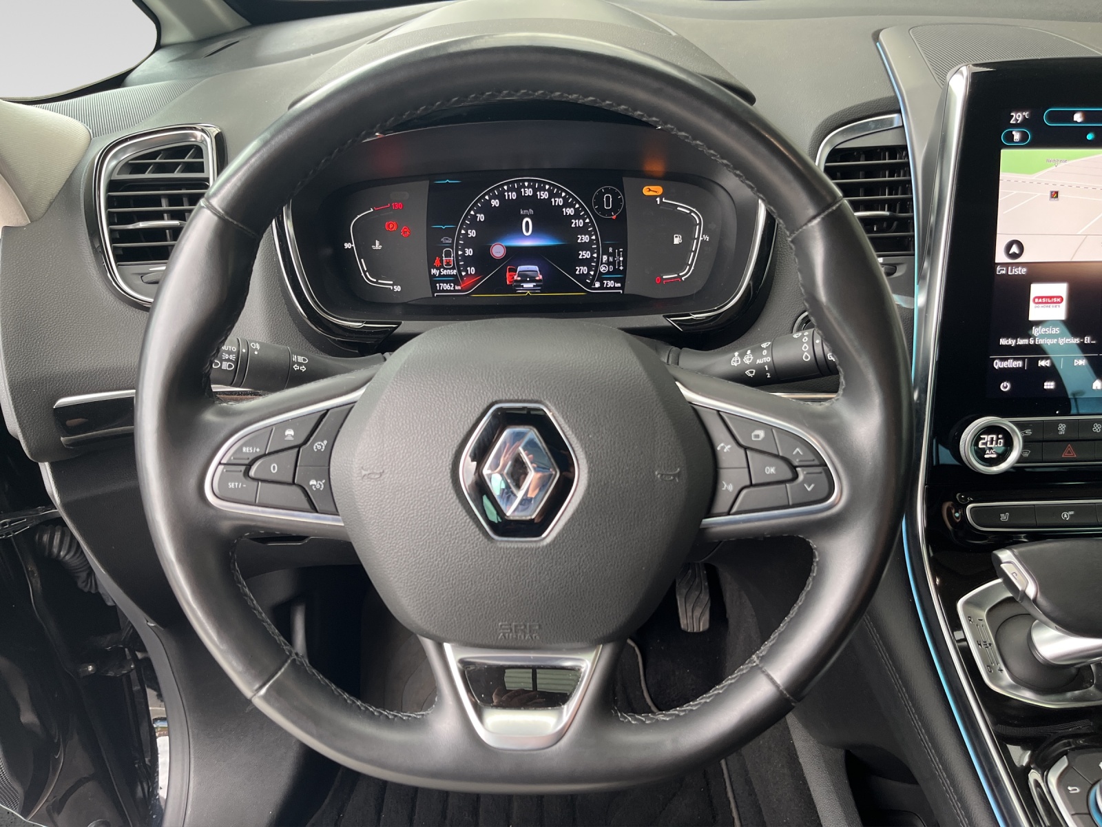RENAULT Espace 2.0 dCi Techno EDC 6-image-8