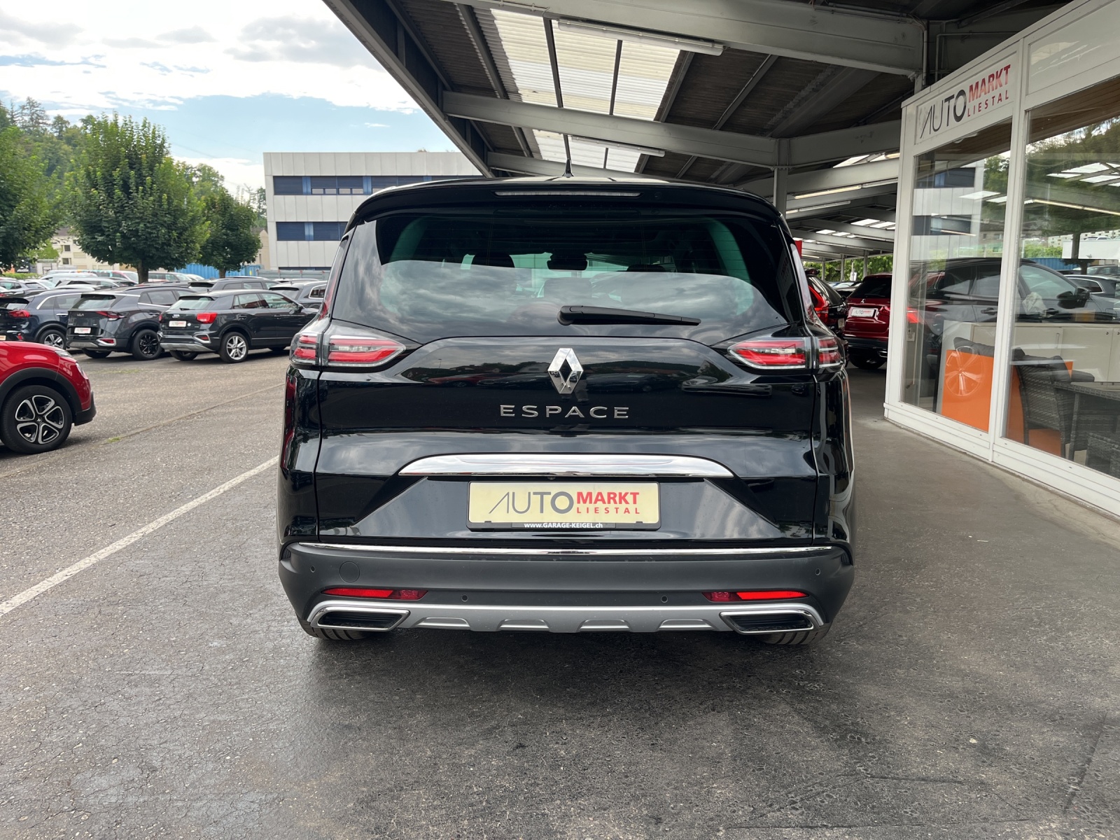RENAULT Espace 2.0 dCi Techno EDC 6-showroom-element-3