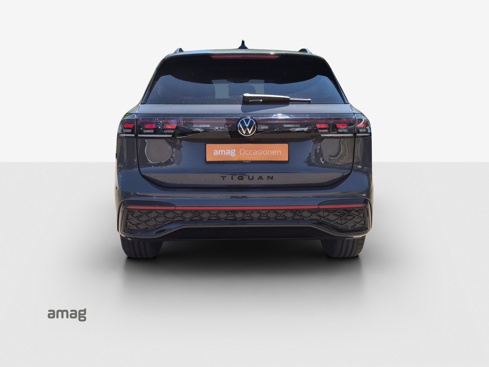 VW Tiguan 2.0 TSI DSG R-Line 4Motion-showroom-element-3