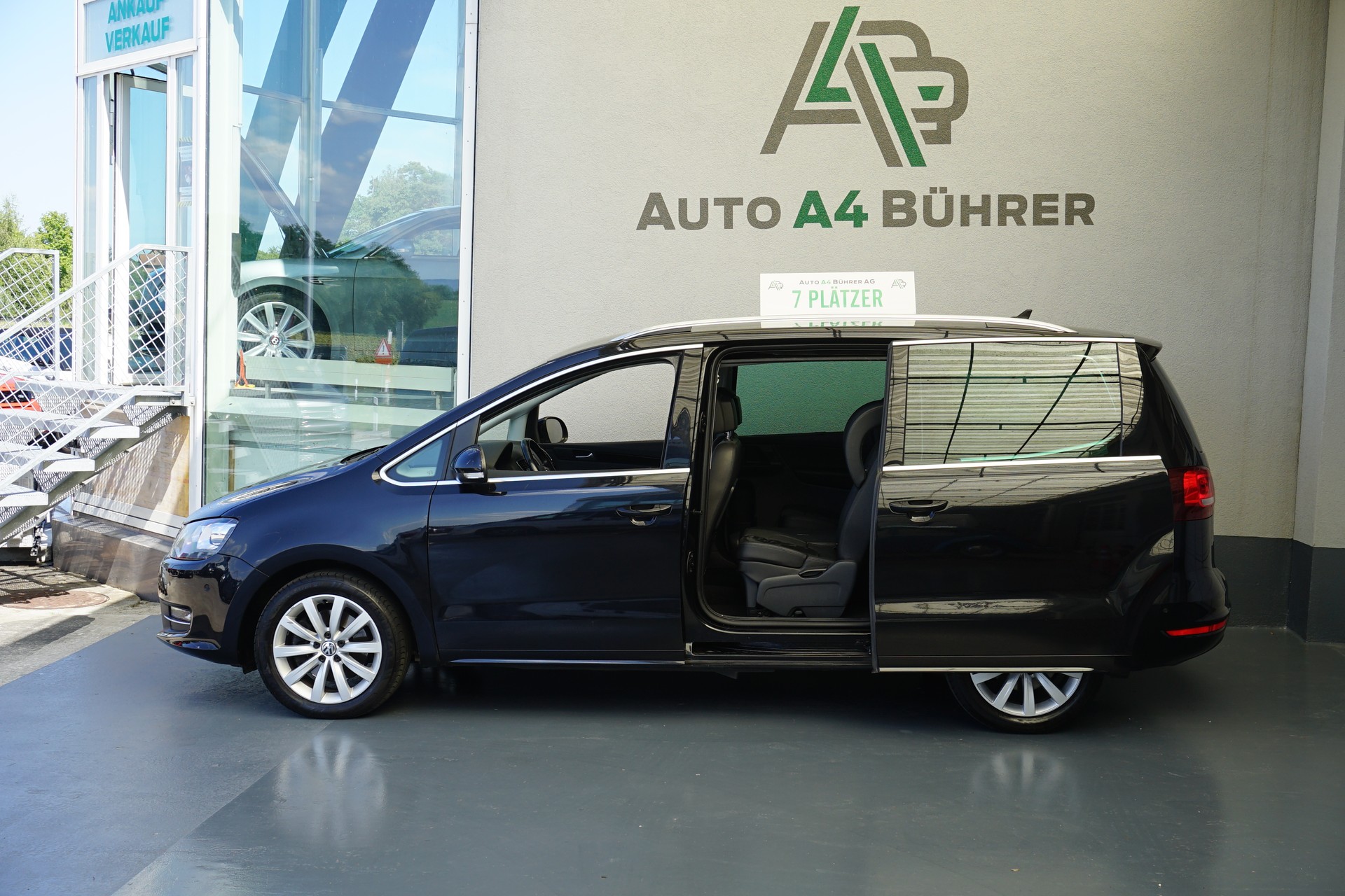 VW Sharan 2.0TDI BMT High-showroom-element-1