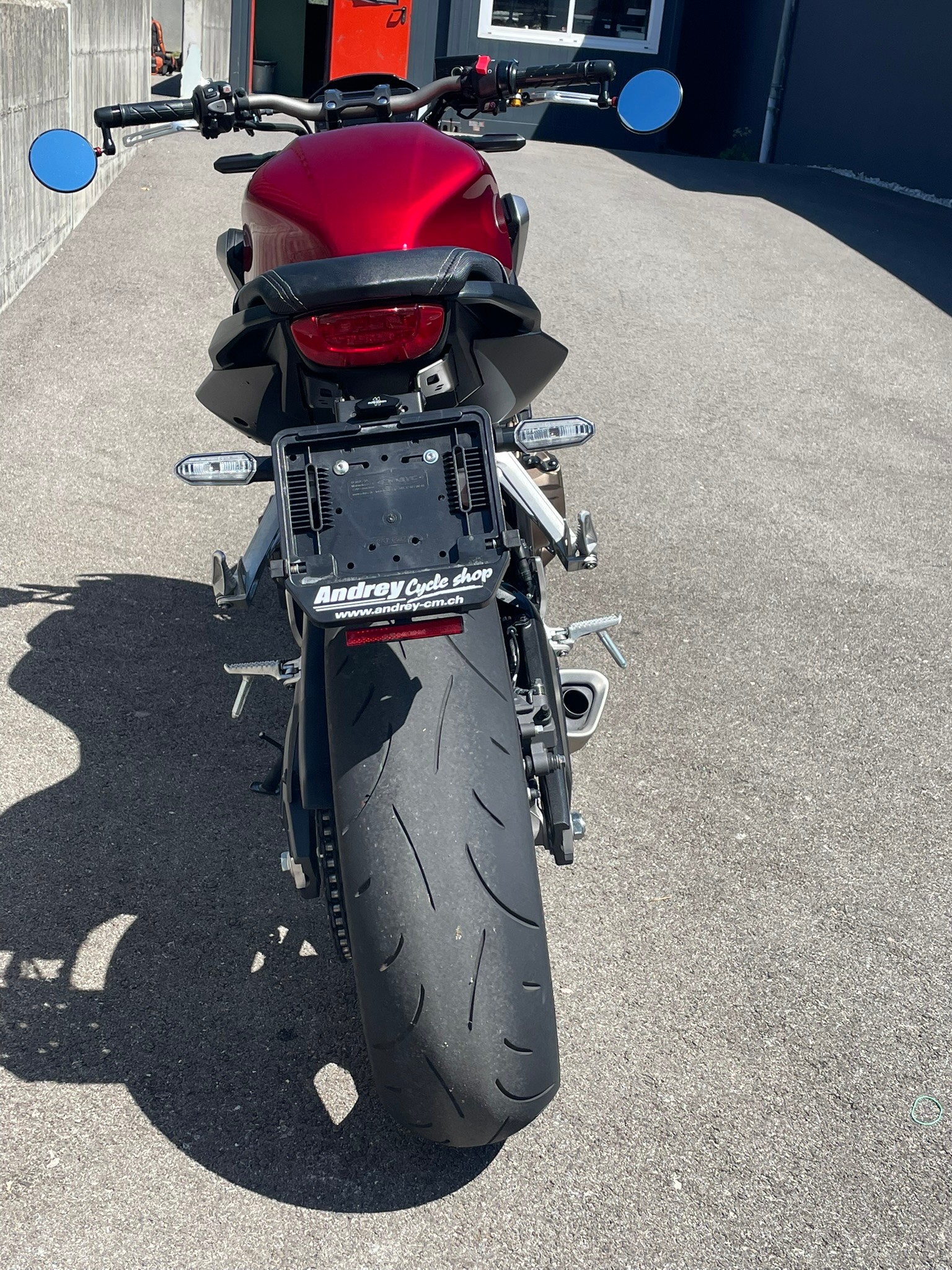 HONDA CB 650 R-image-2