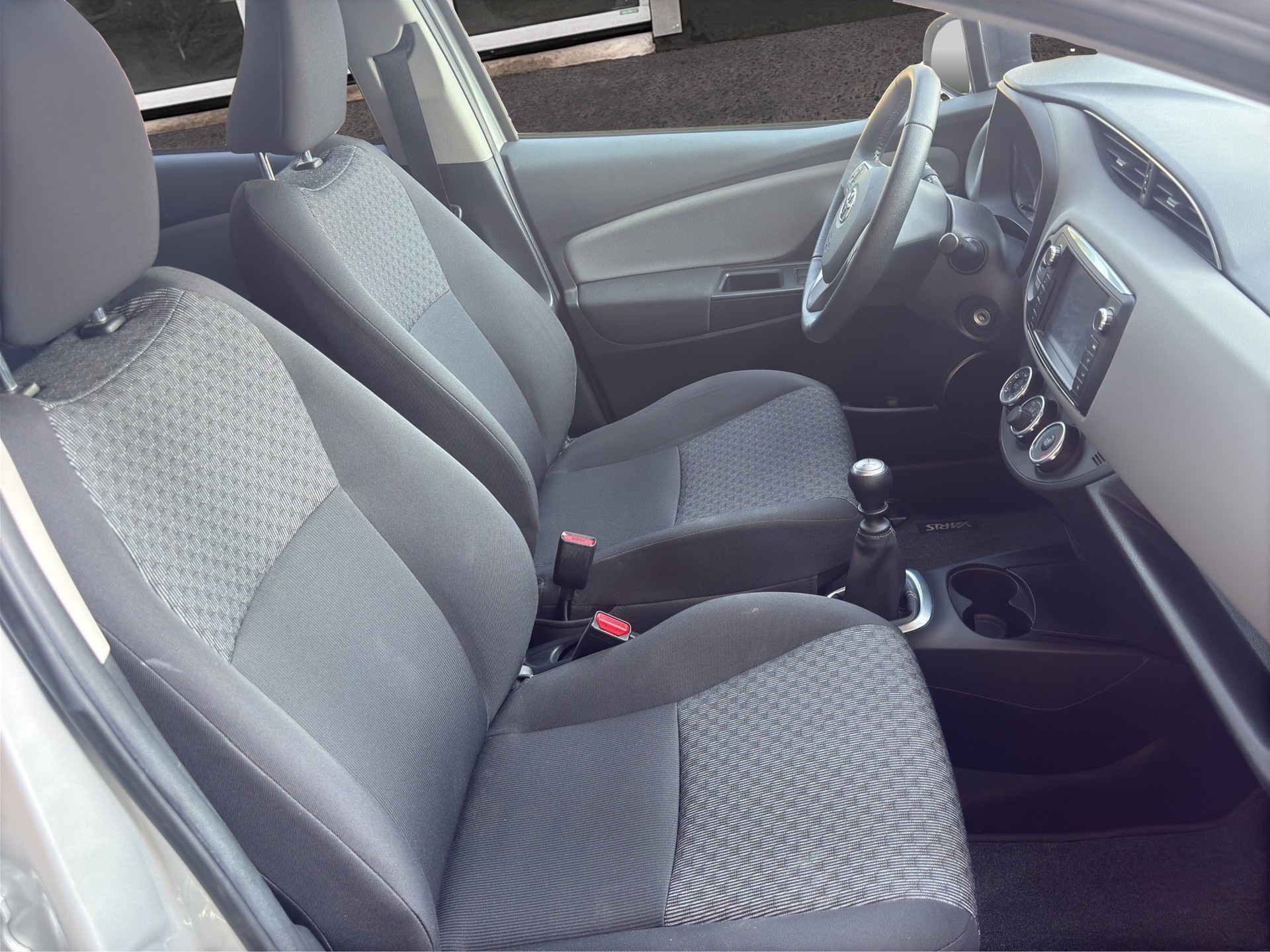 TOYOTA Yaris 1.33 Trend-image-13