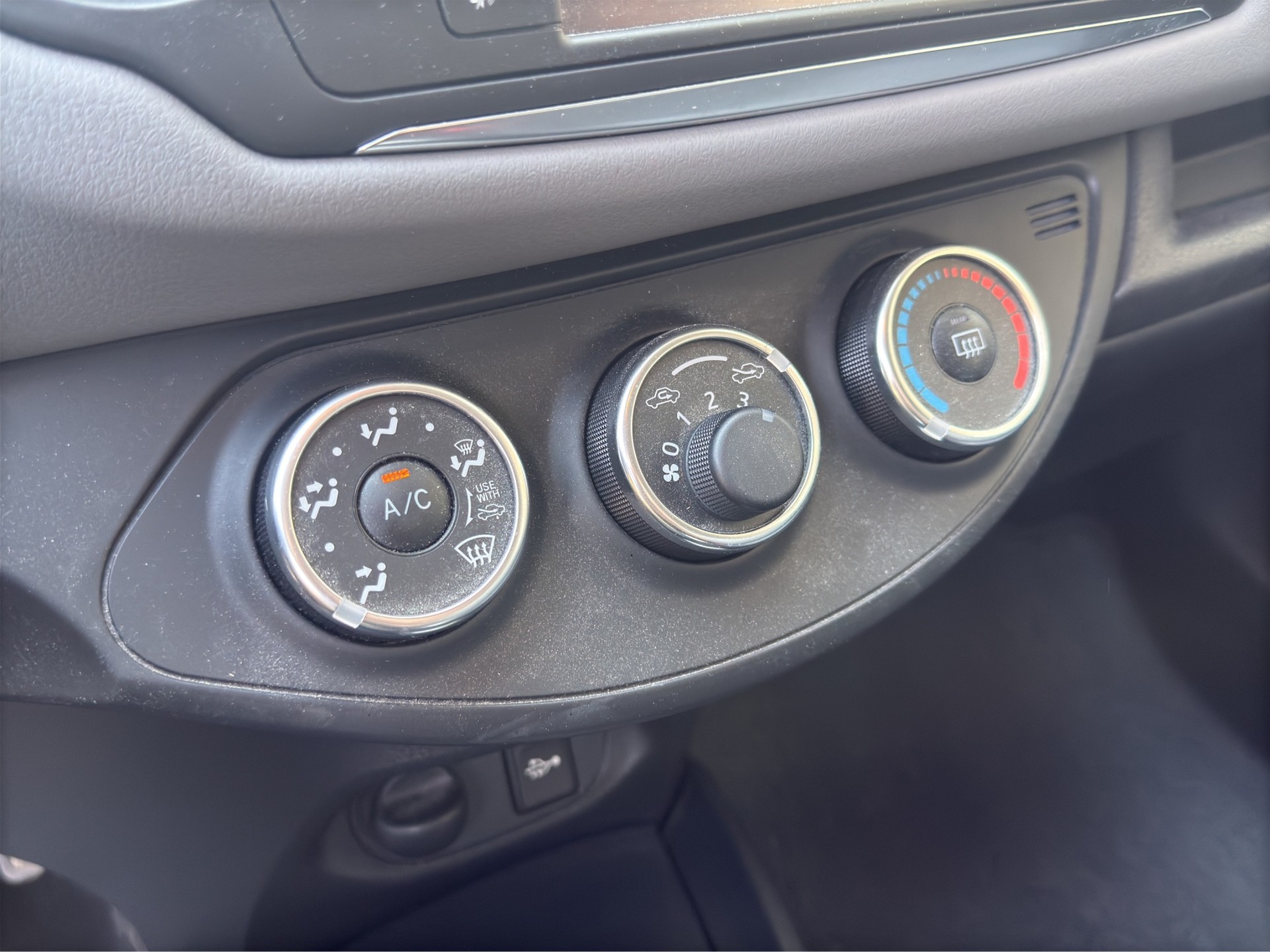 TOYOTA Yaris 1.33 Trend-image-20