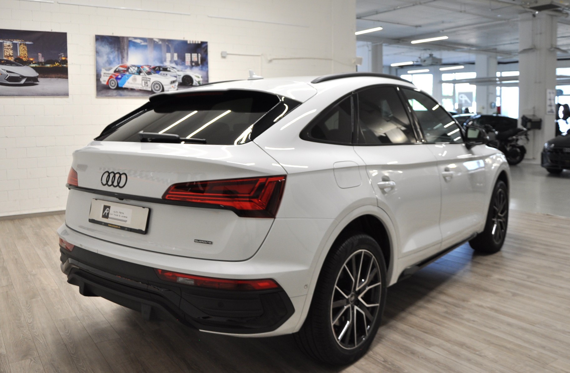 AUDI Q5 Sportback 40 TDI Blackedition quattro S-tronic-showroom-element-3