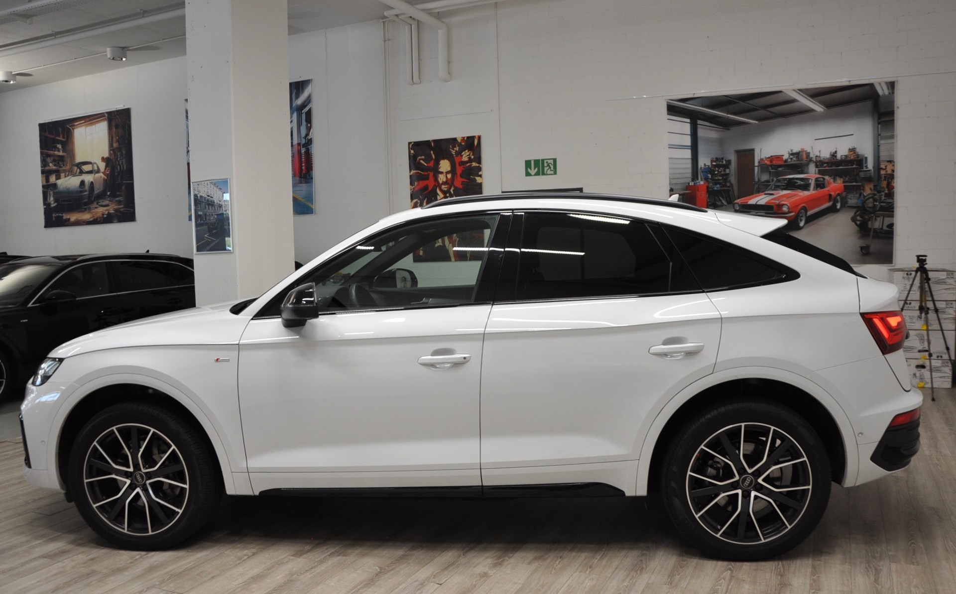 AUDI Q5 Sportback 40 TDI Blackedition quattro S-tronic-showroom-element-2