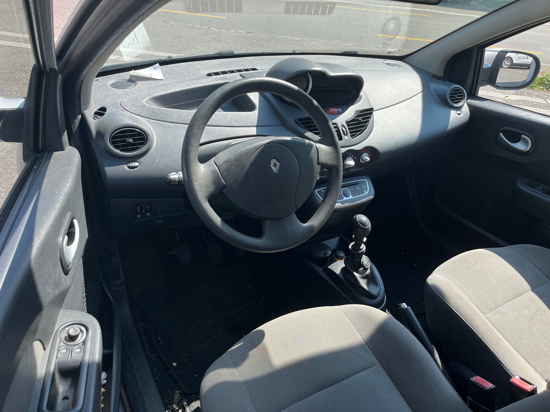 RENAULT Twingo 1.2 16V Expression-image-6