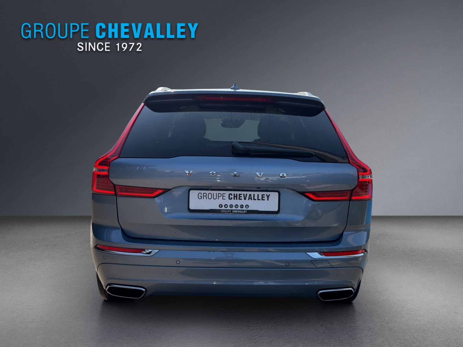 VOLVO XC60 D5 AWD Inscription Geartronic-image-4
