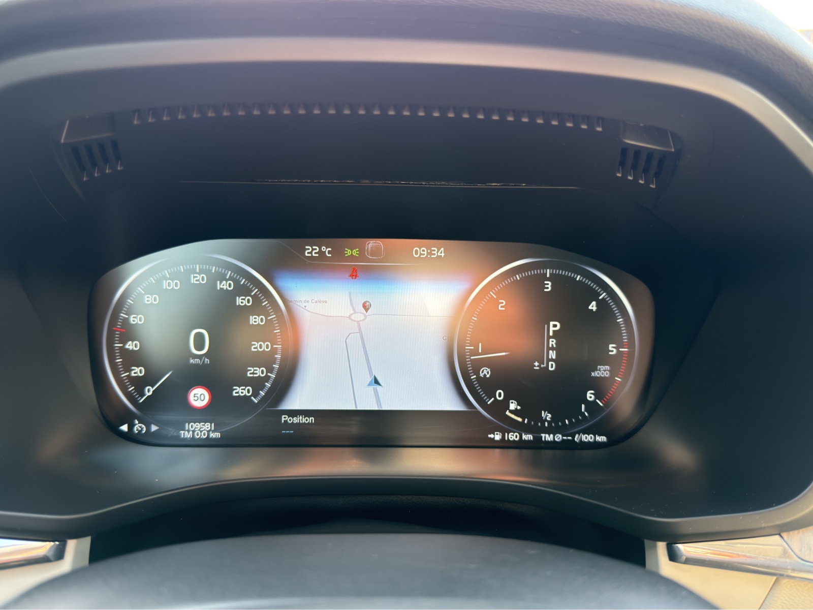 VOLVO XC60 D5 AWD Inscription Geartronic-image-16
