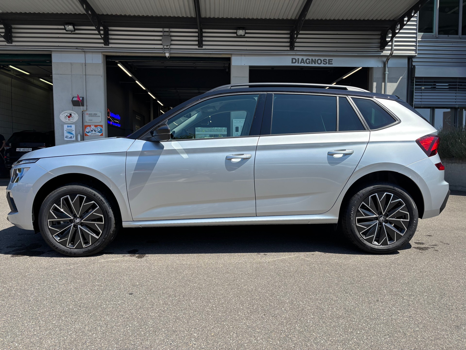 SKODA Kamiq 1.0 TSI Selection DSG-showroom-element-2