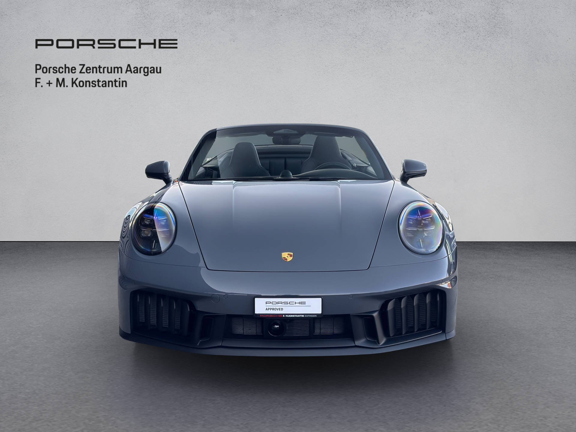 PORSCHE 911 Carrera 4 GTS Cabriolet PDK-image-1