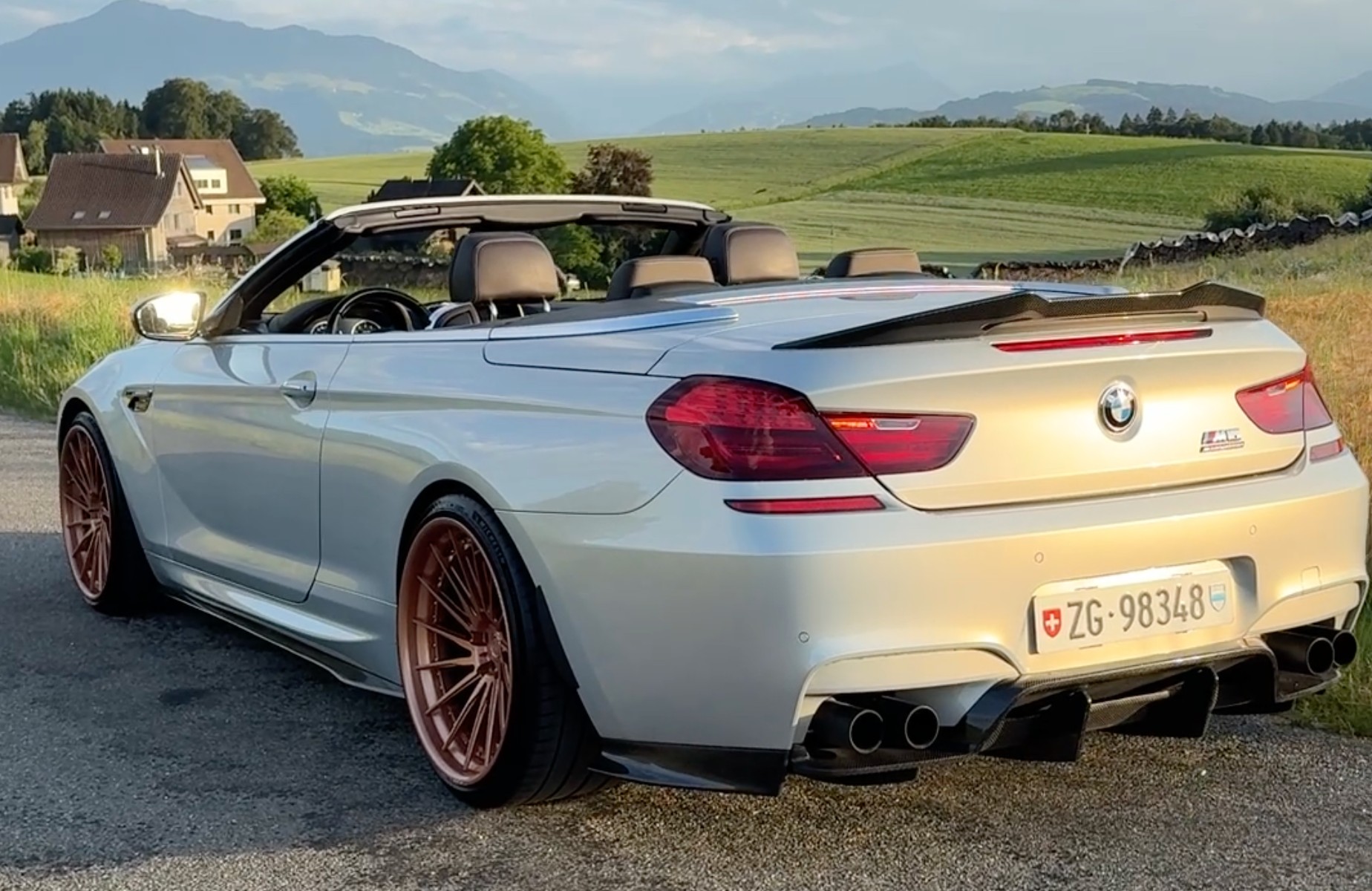 BMW M6-image-2