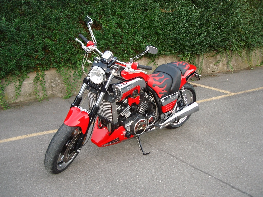 YAMAHA V-Max VMX 1200 (CAN)-image-6