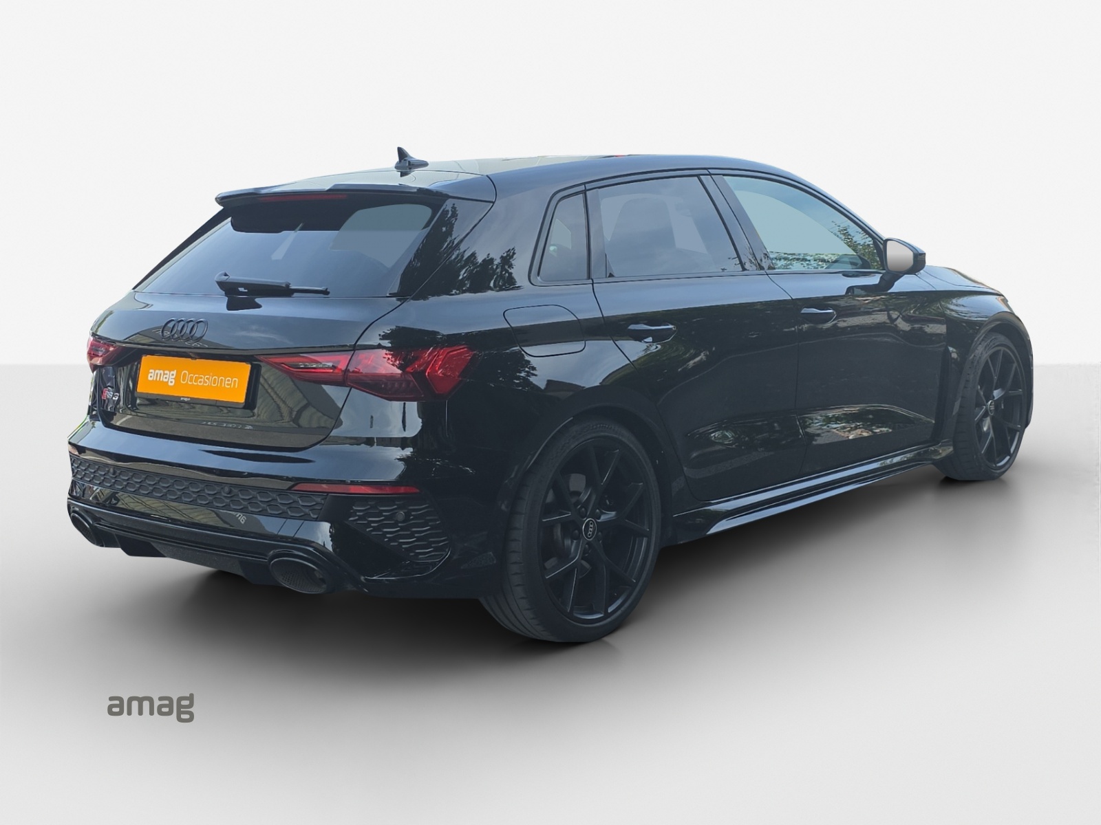 AUDI RS3 Sportback 2.5 TSI quattro S-tronic-image-4