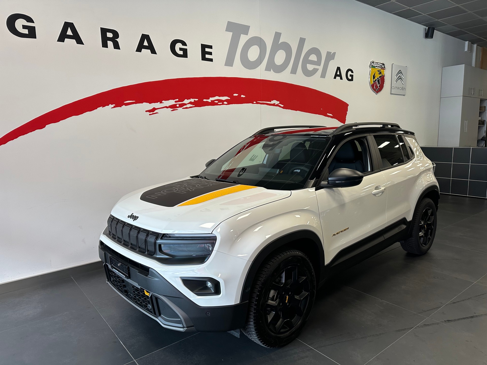 JEEP Avenger 1.2 Turbo MHEV The North Face 4xe-image-4