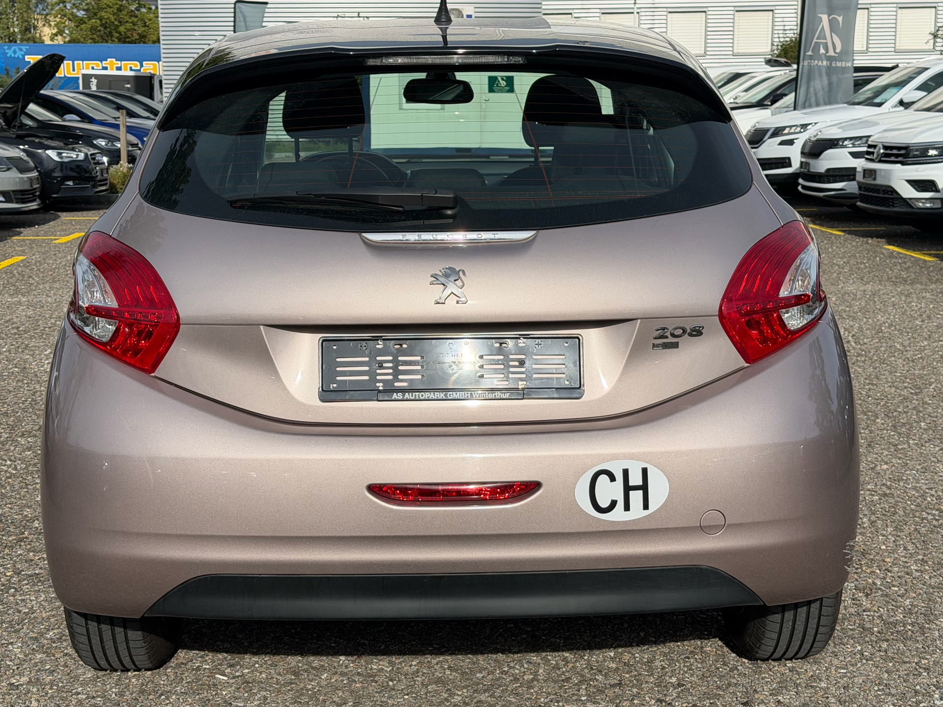 PEUGEOT 208 1.2 e-VTI Active EGS5-image-5