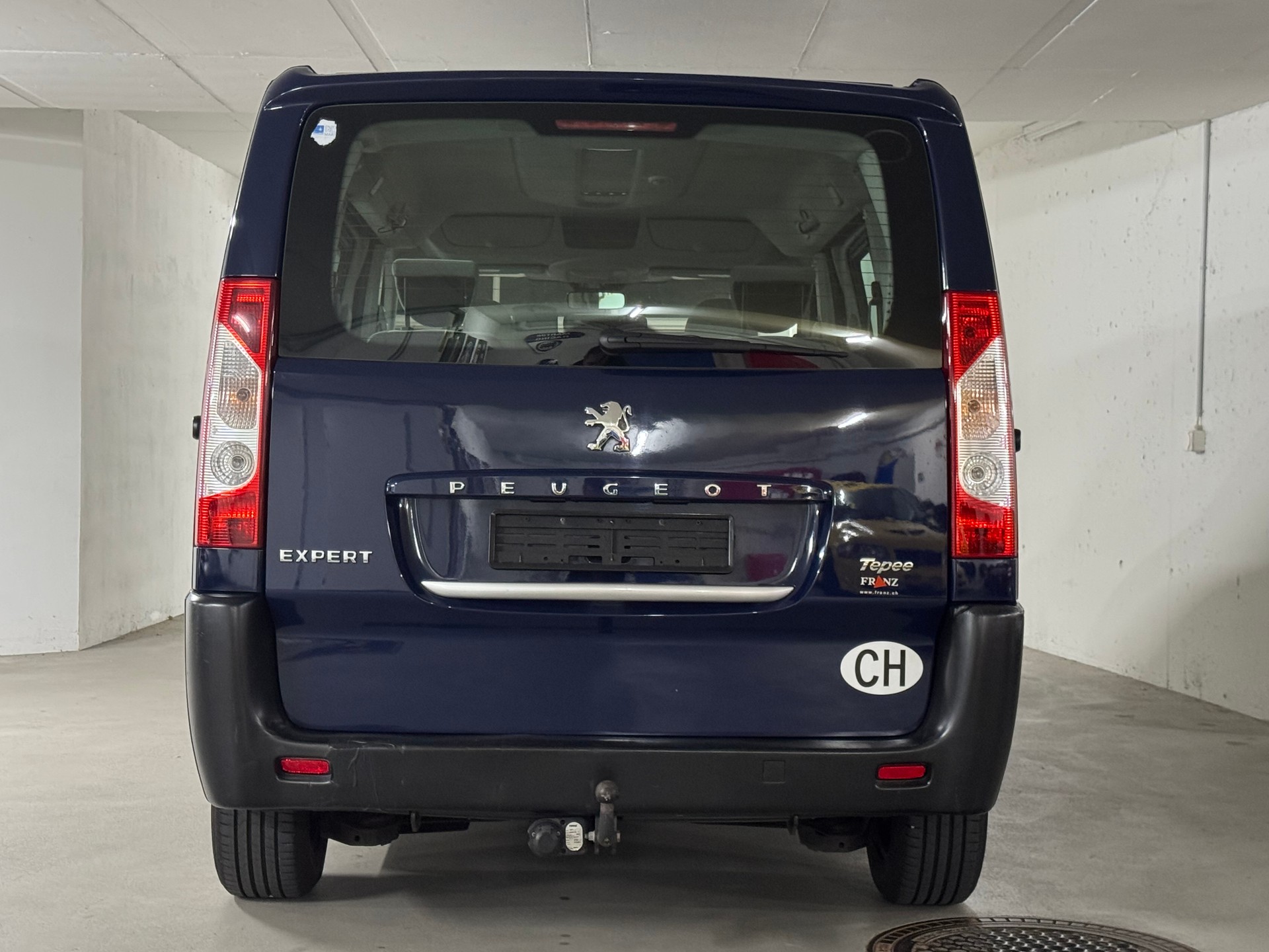 PEUGEOT Expert Tepee 1.6 HDi Confort L1-image-5