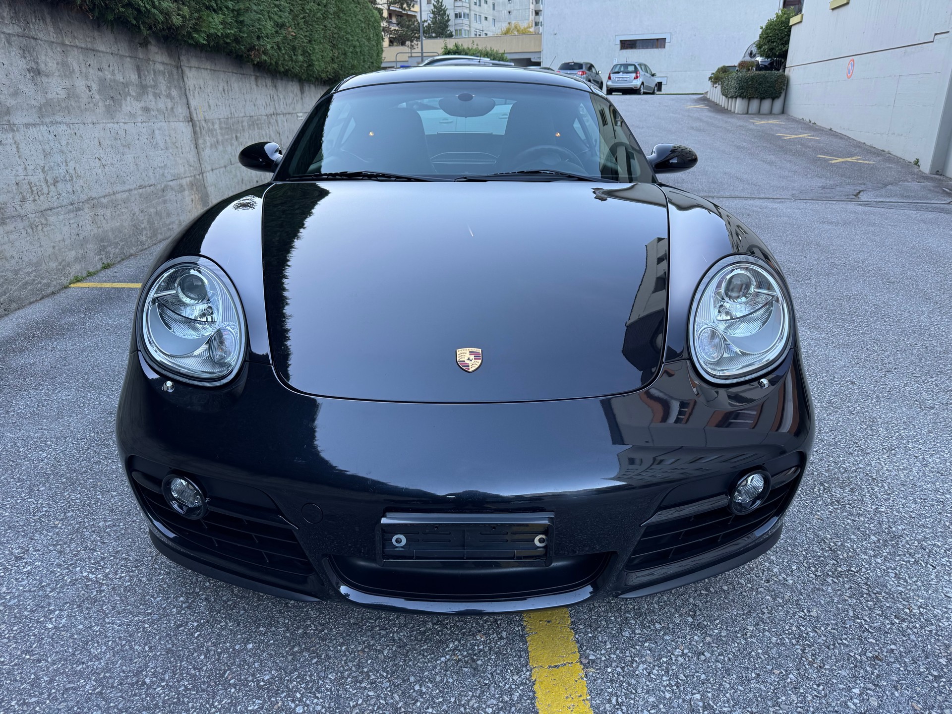 PORSCHE Cayman 2.7-showroom-element-1