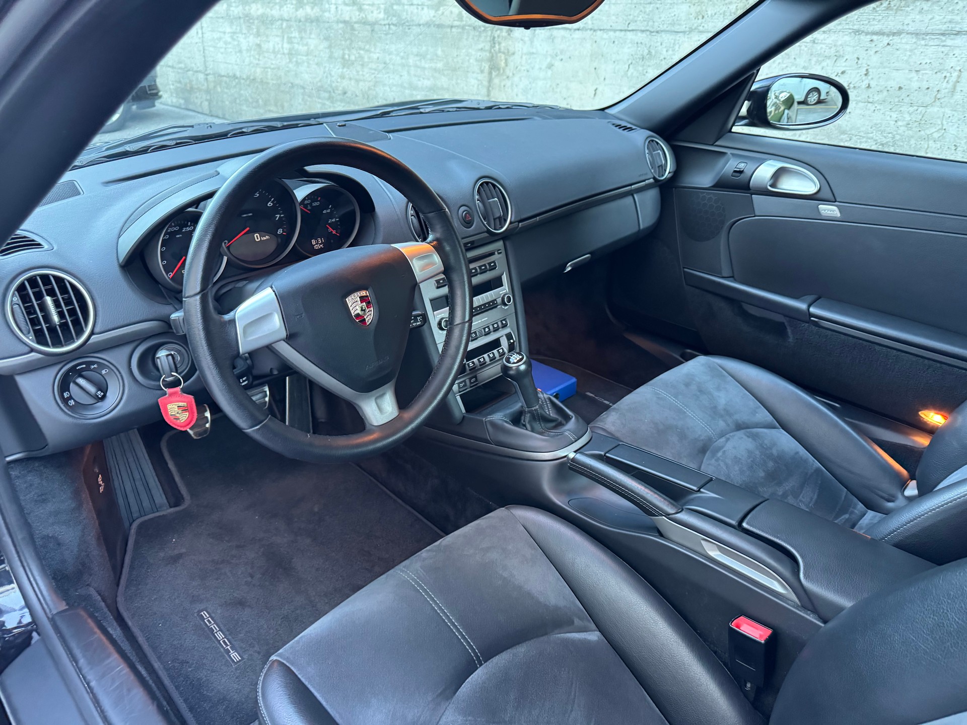 PORSCHE Cayman 2.7-image-7