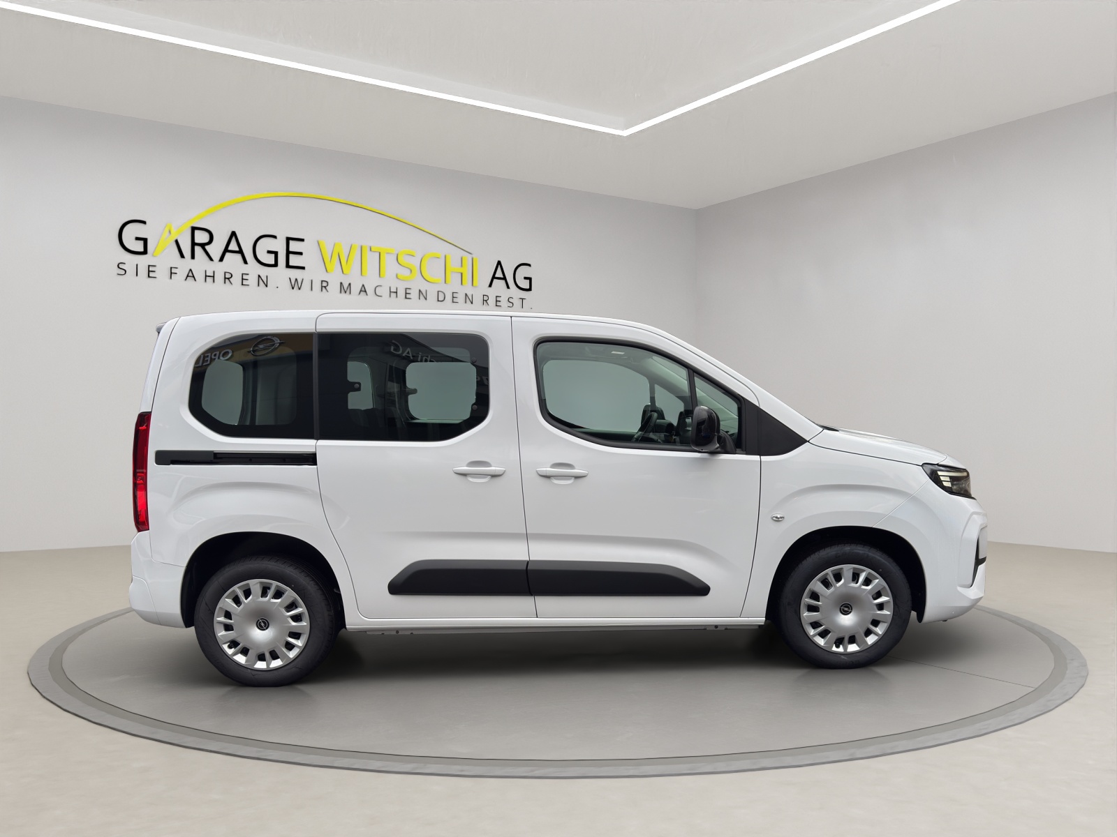OPEL Combo 1.2 Turbo S/S-showroom-element-3