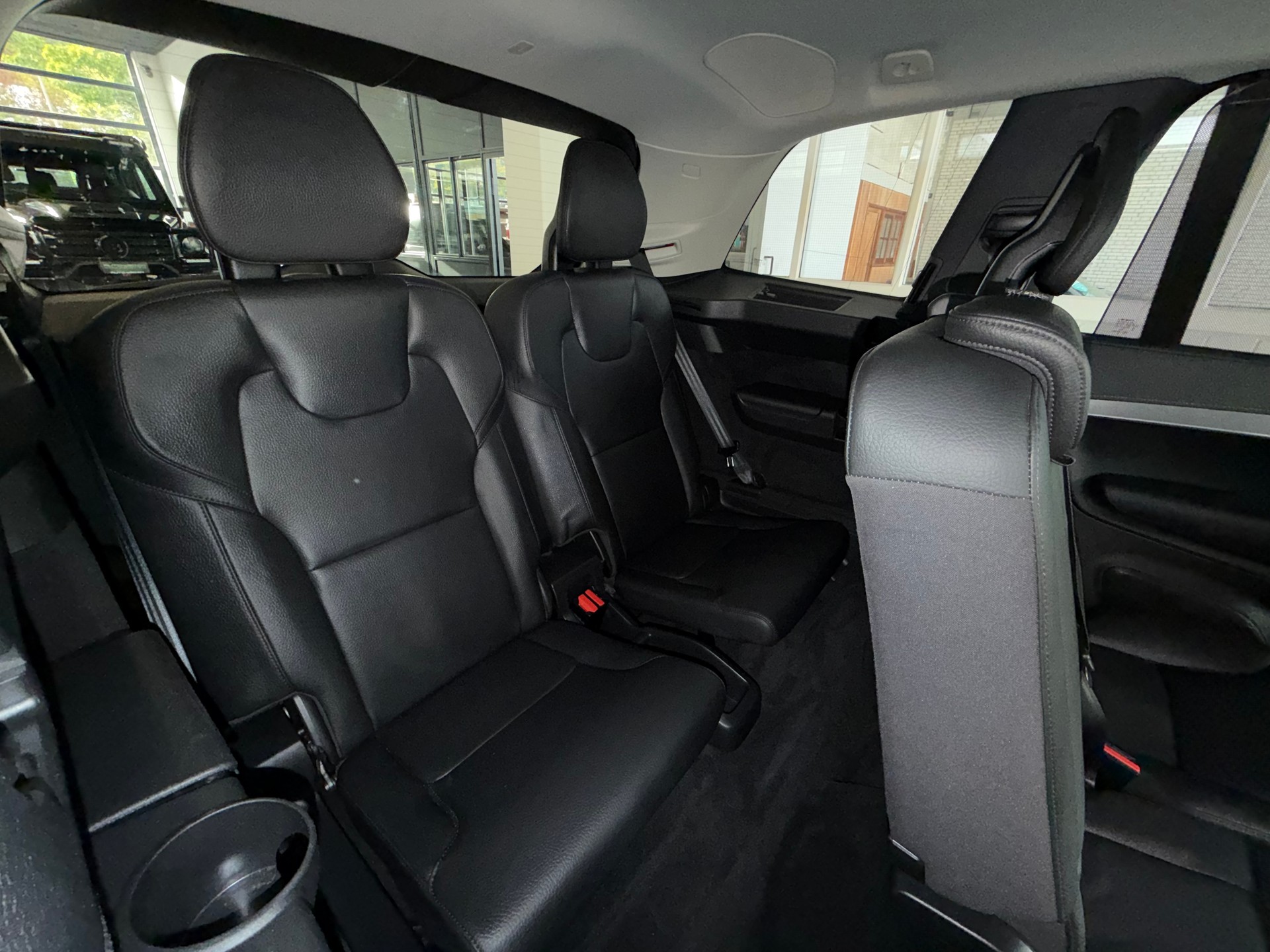 VOLVO XC90 T8 eAWD PluginHybrid Plus Dark Geartronic-image-9
