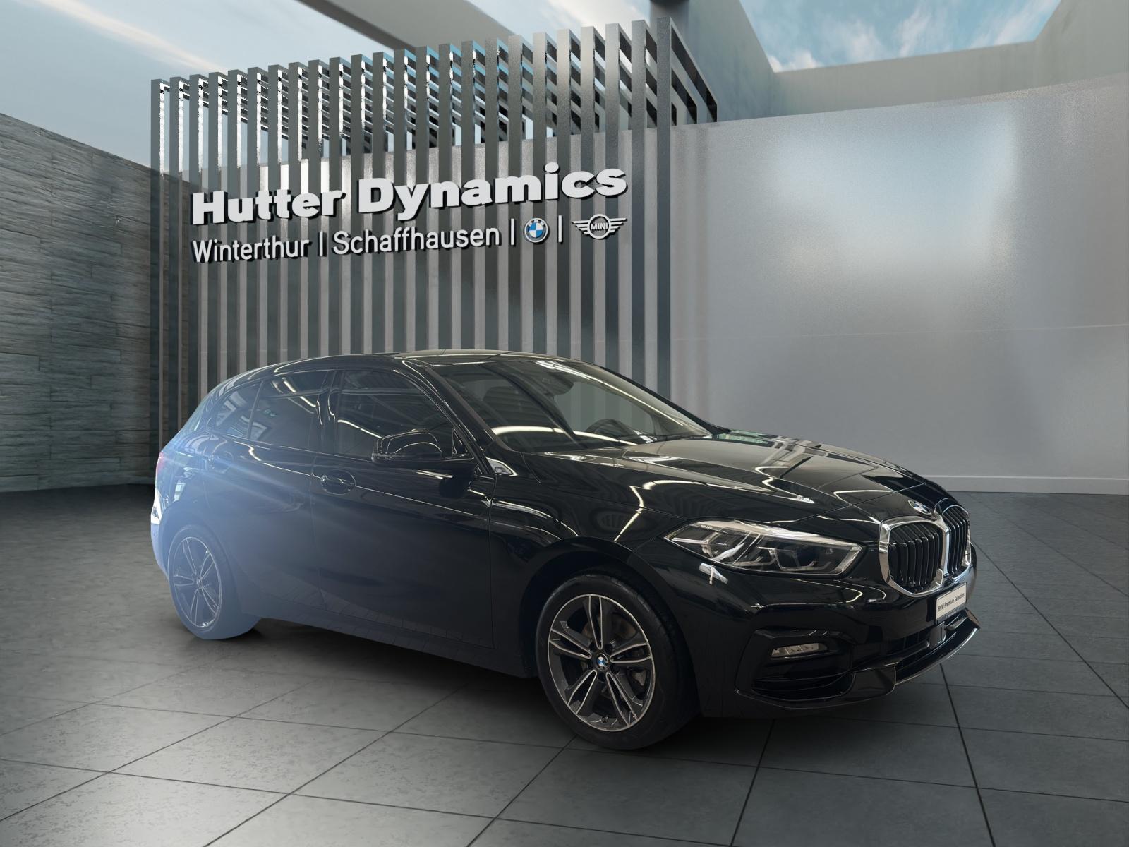 BMW 118i MODELL SPORT LINE-showroom-element-2