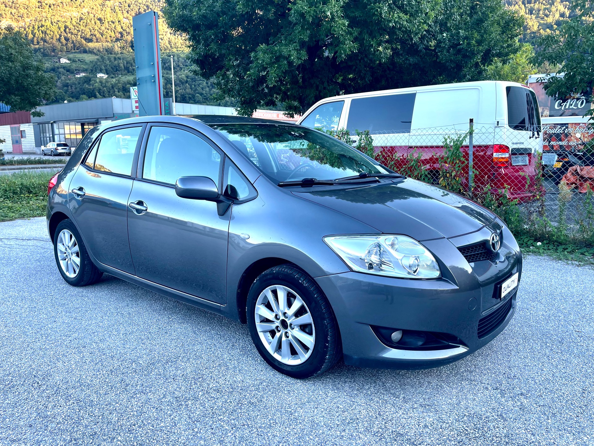 TOYOTA Auris 1.6 Linea Luna