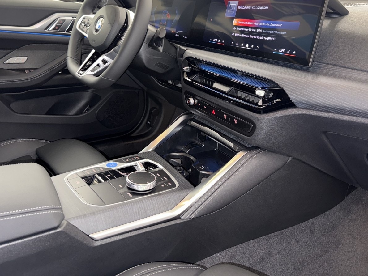 BMW i4 xDrive 40 Edition M Sport-image-21