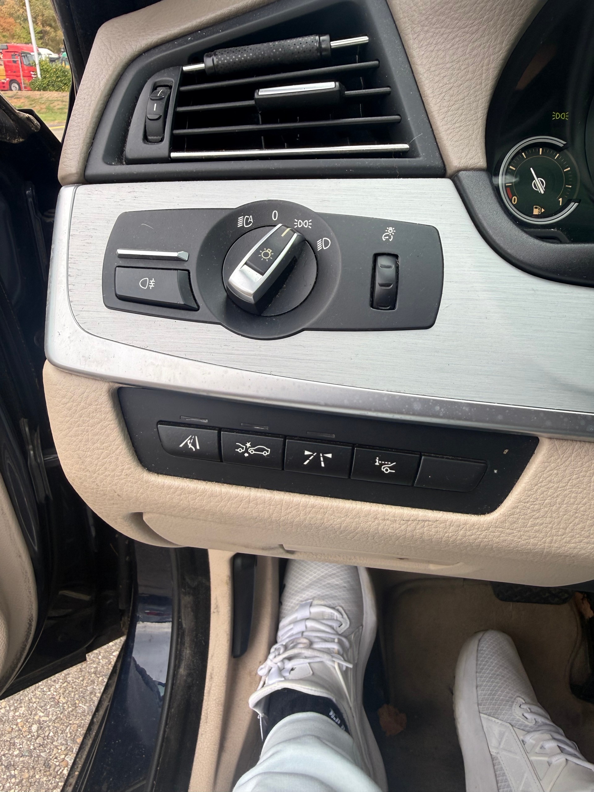 BMW M550d xDrive Steptronic-image-9