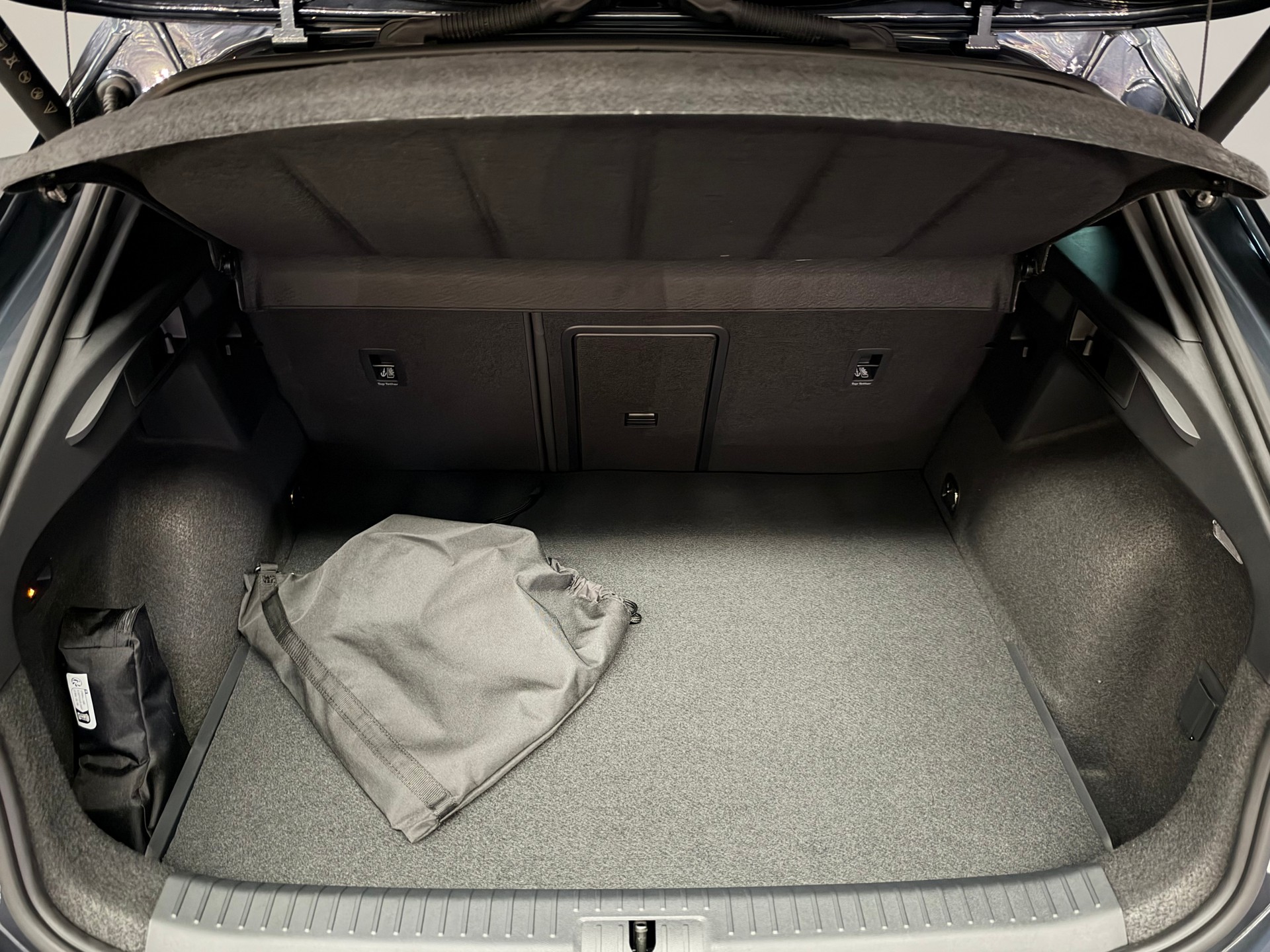 CUPRA Formentor 1.5 e-HYBRID pHEV VZ DSG-image-11