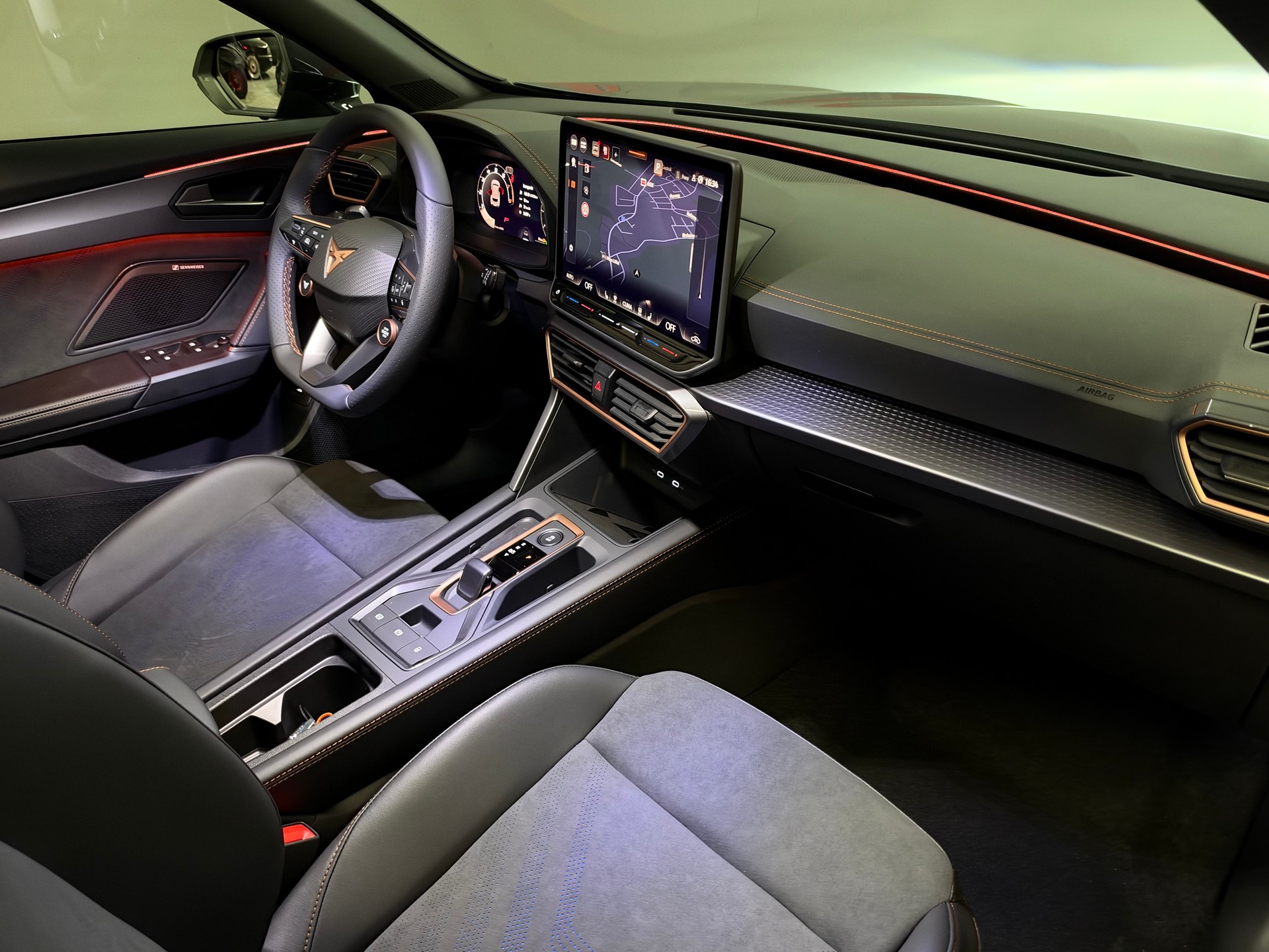 CUPRA Formentor 1.5 e-HYBRID pHEV VZ DSG-image-15
