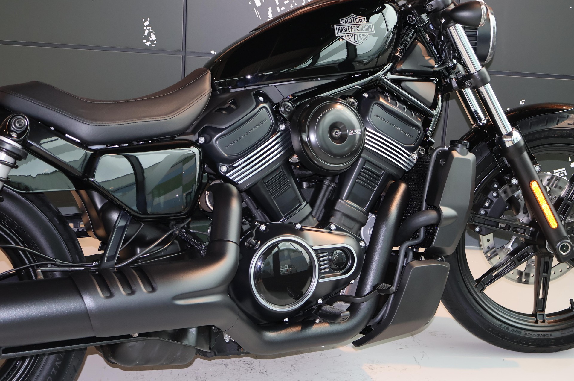HARLEY-DAVIDSON RH 975 Nightster-image-5