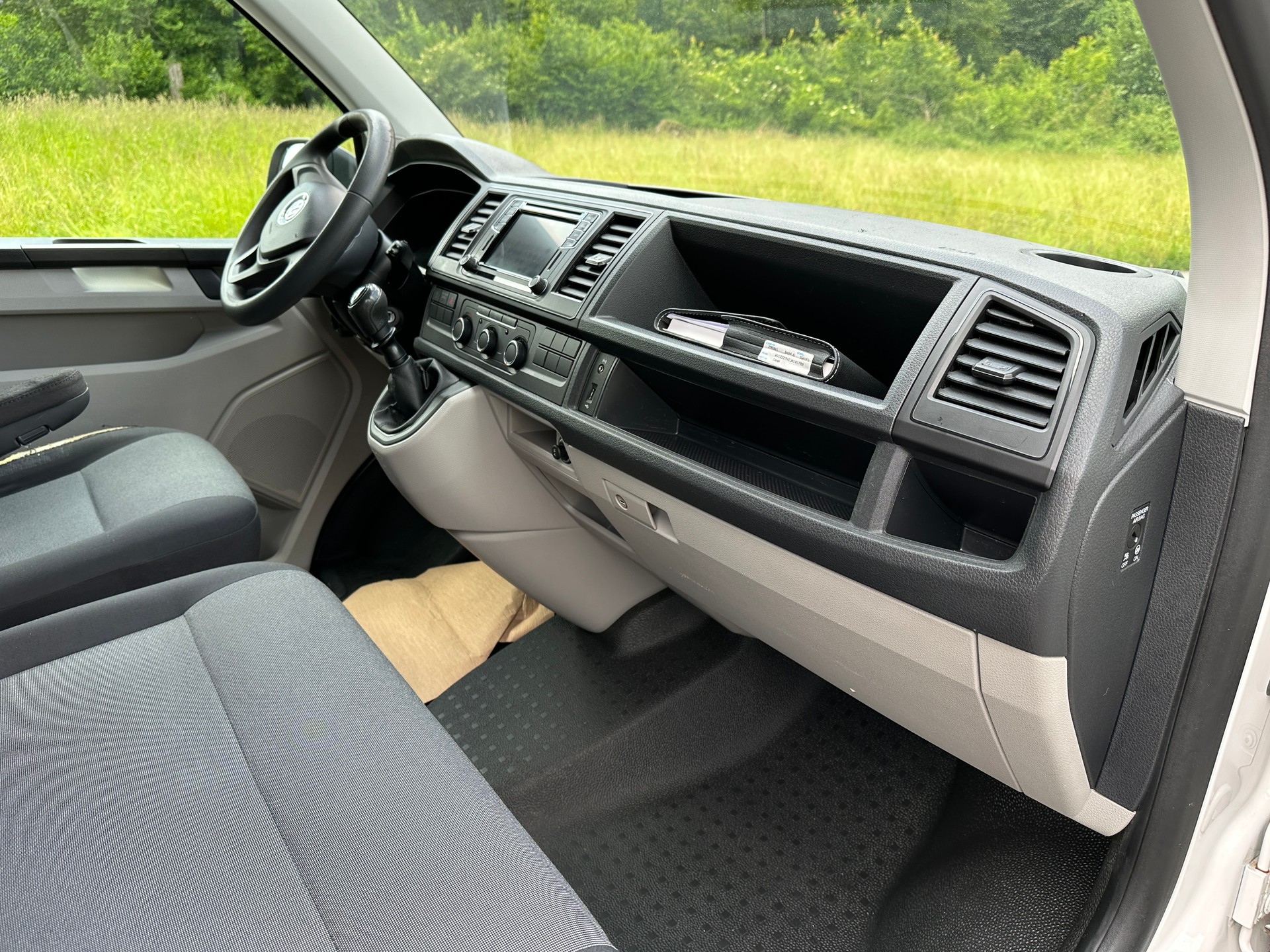 VW T6 2.0 TDI-image-13