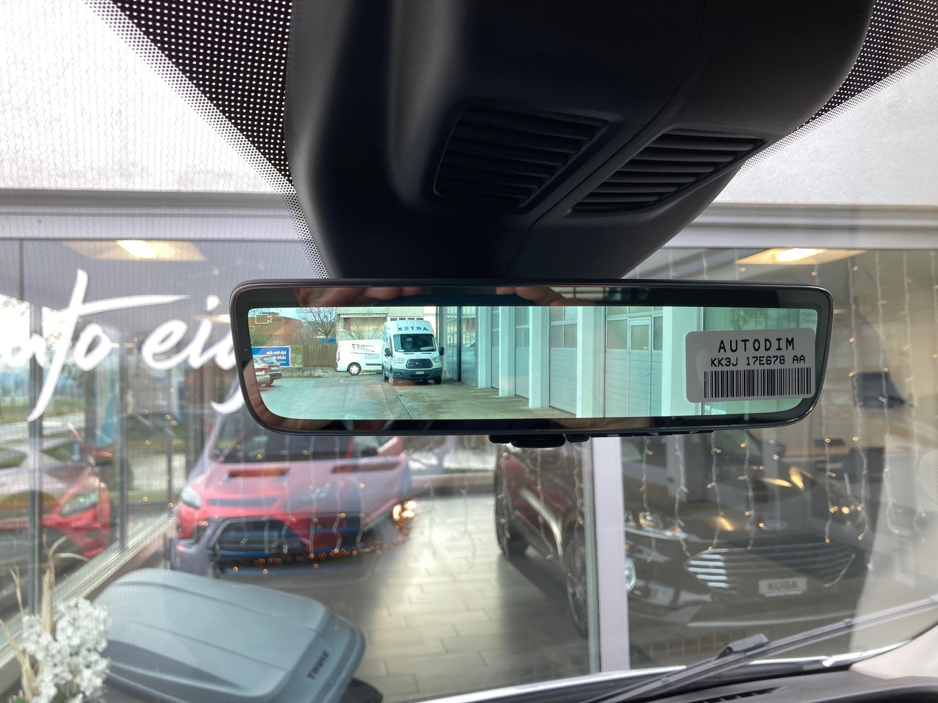 FORD E-Transit Van 350 L3 Trend RWD 68kWh-image-6