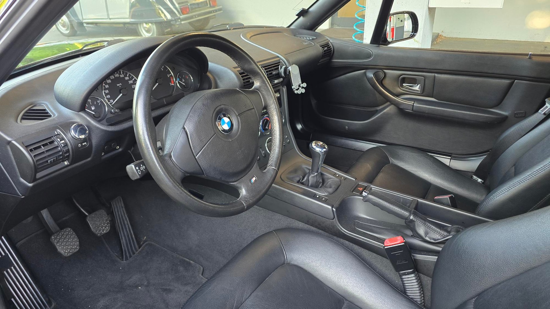 BMW Z3 3.0i Roadster-image-7