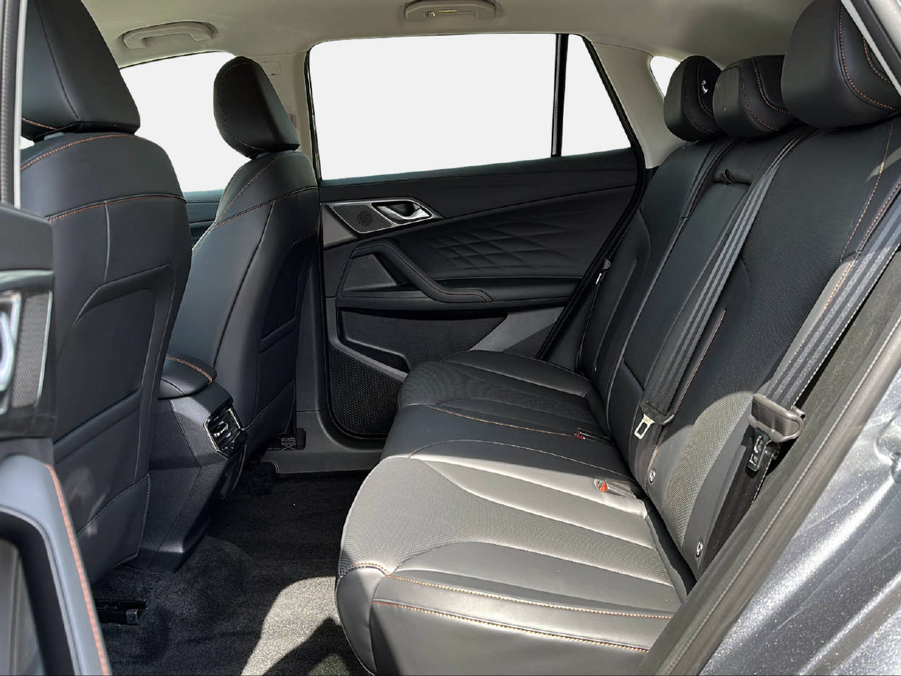 MG HS 1.5 Vti-Tech Luxury-image-12