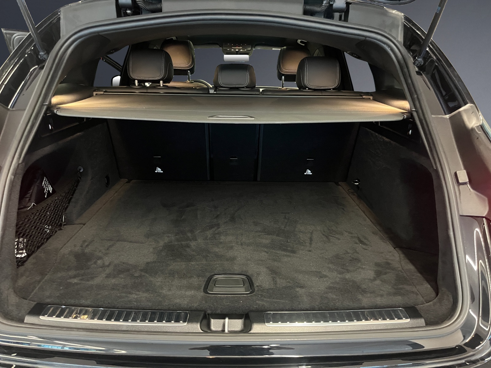 MERCEDES-BENZ EQC 400 4Matic-image-12
