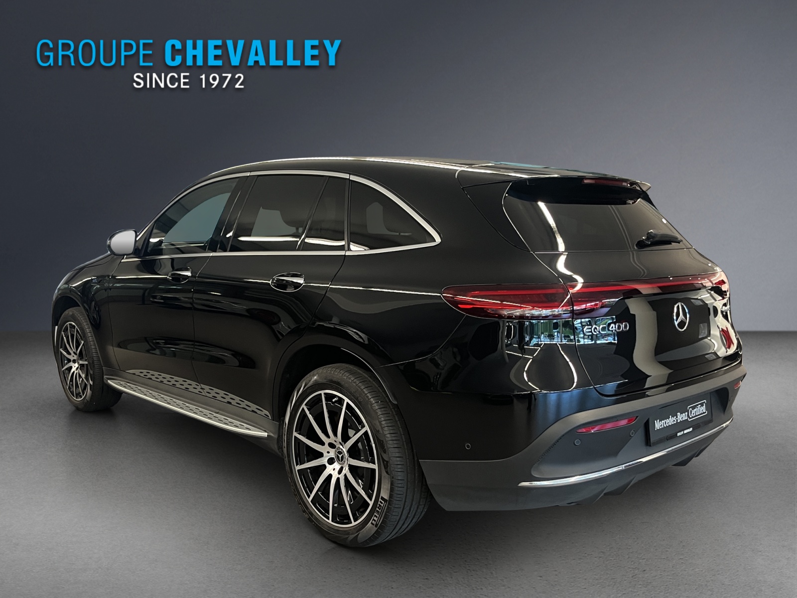MERCEDES-BENZ EQC 400 4Matic-showroom-element-3
