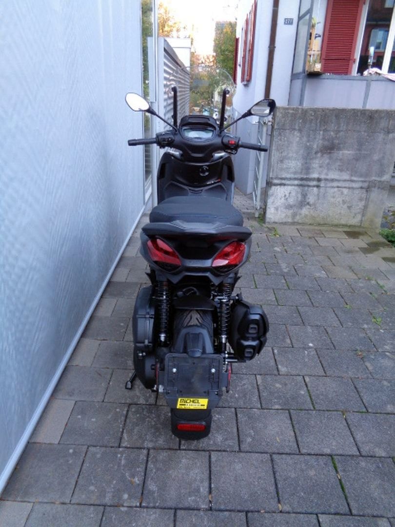 PIAGGIO BEVERLY 400 HPE-image-4