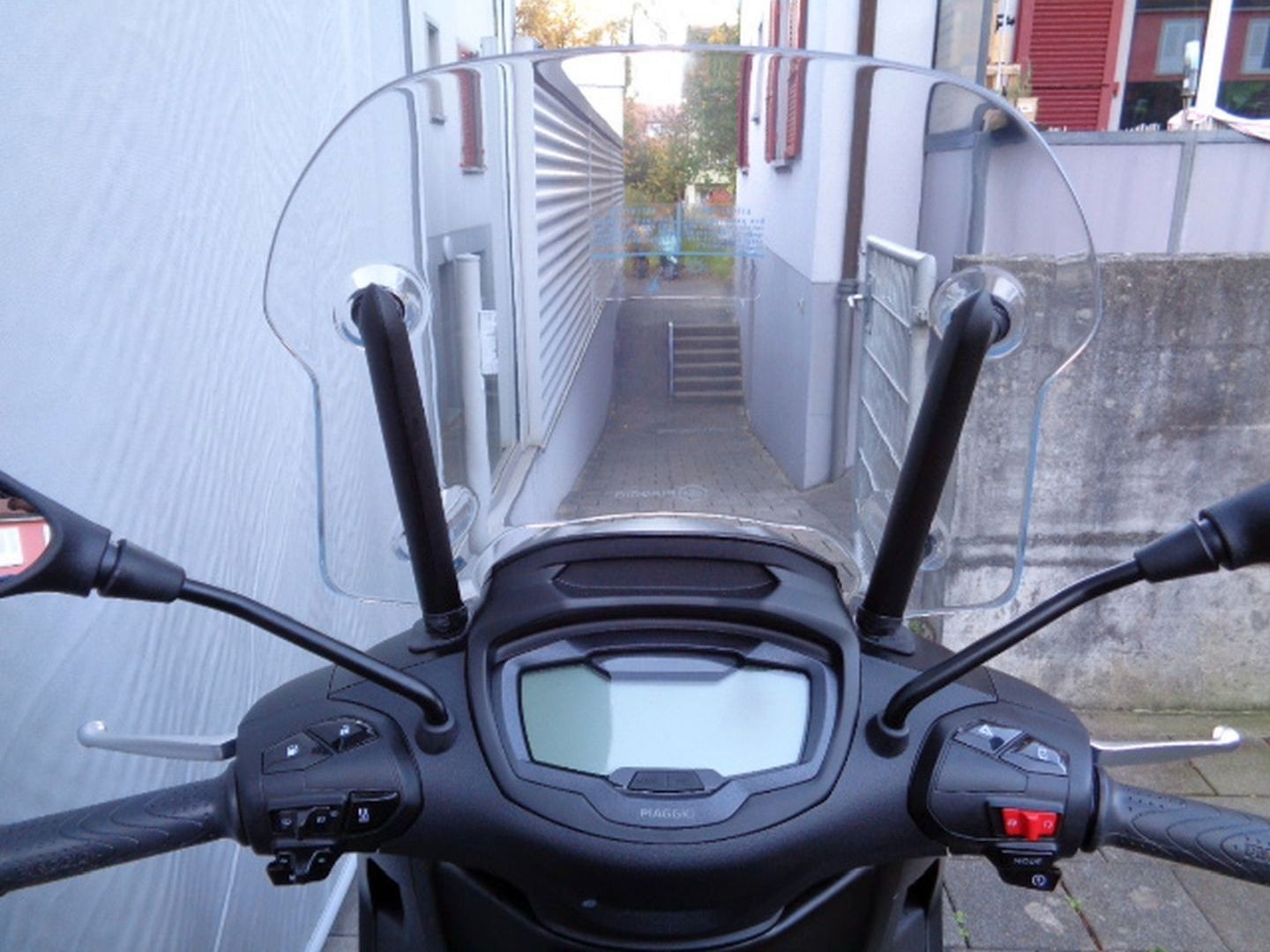 PIAGGIO BEVERLY 400 HPE-image-7
