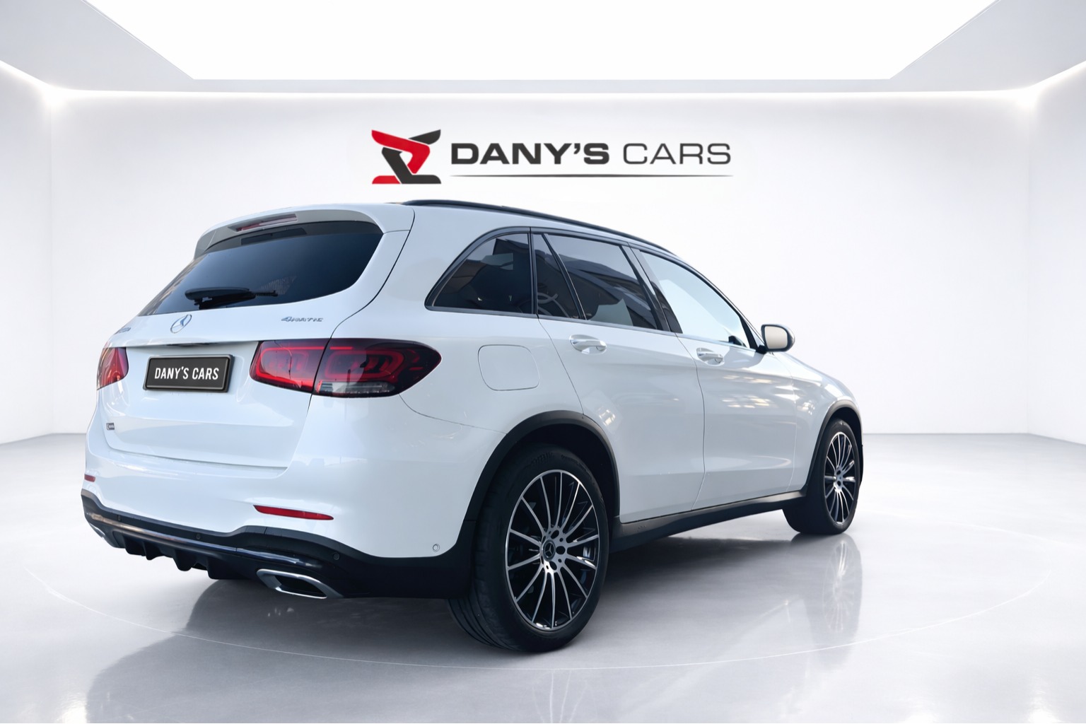 MERCEDES-BENZ GLC 400 d AMG Line 4m-image-4