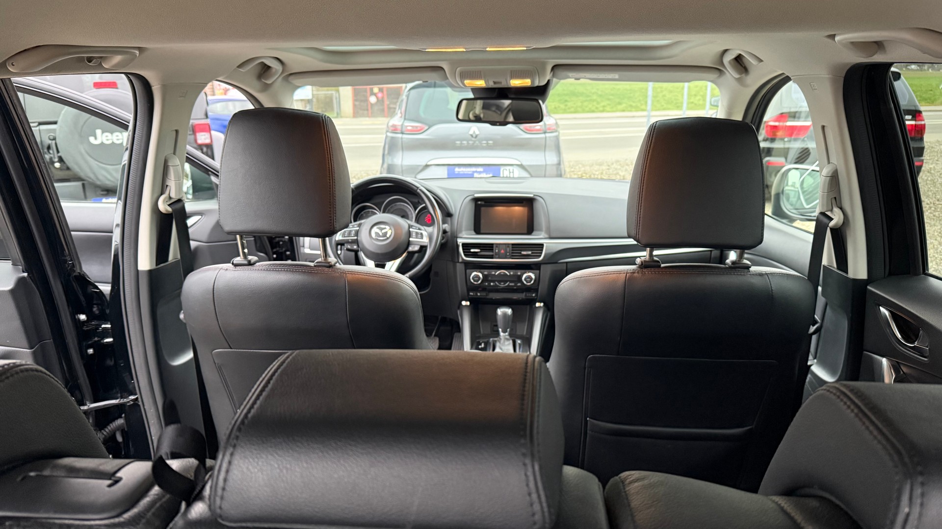 MAZDA CX-5 2.2 D HP Revolution AWD Automatic-image-9