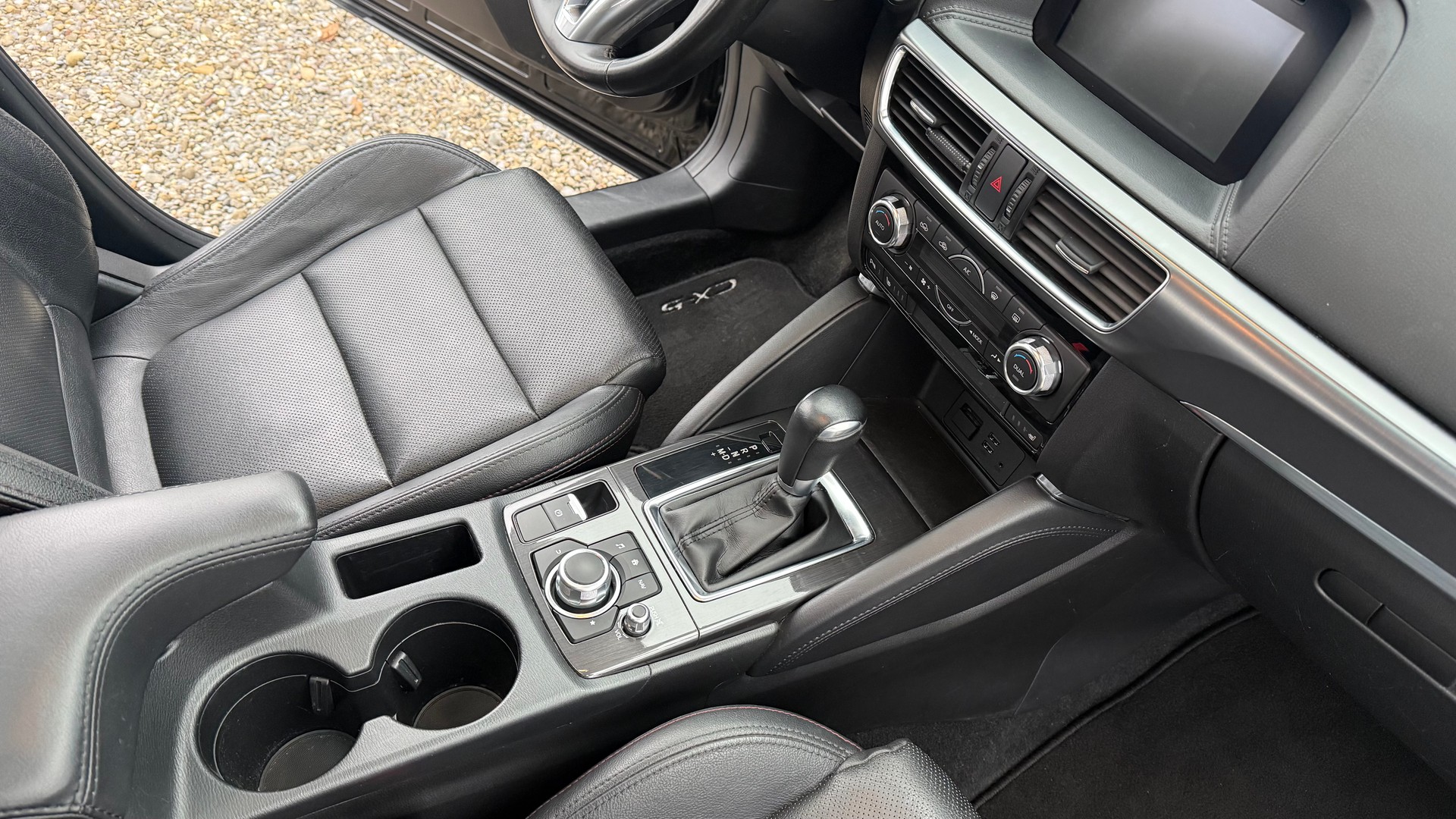 MAZDA CX-5 2.2 D HP Revolution AWD Automatic-image-6