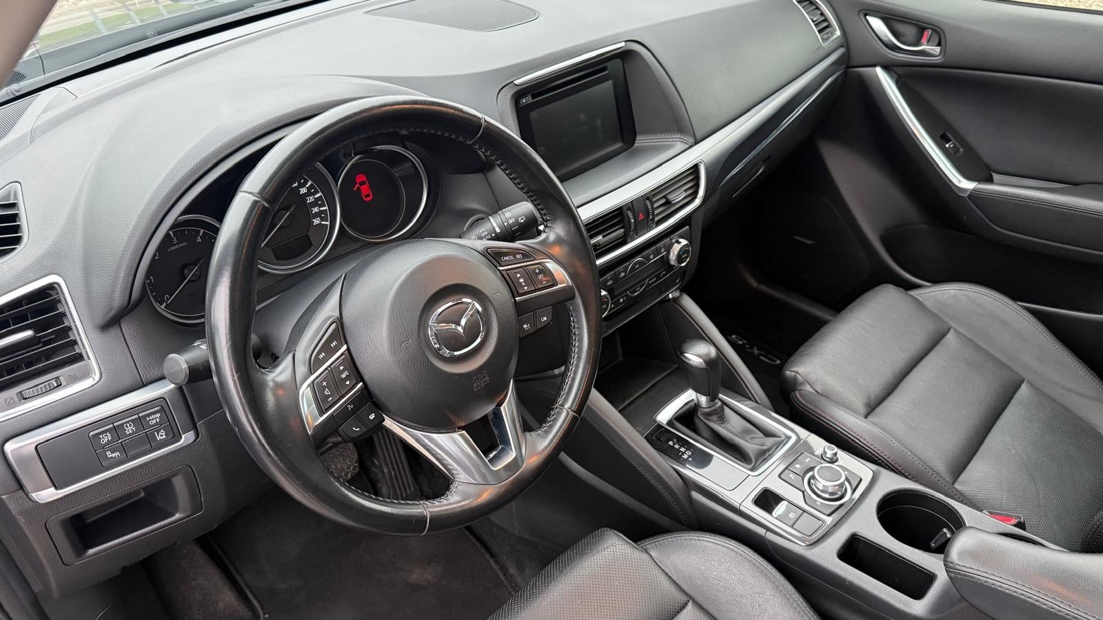 MAZDA CX-5 2.2 D HP Revolution AWD Automatic-showroom-element-2