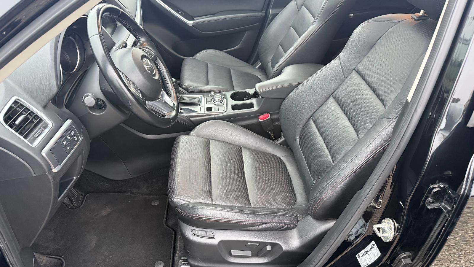 MAZDA CX-5 2.2 D HP Revolution AWD Automatic-showroom-element-3